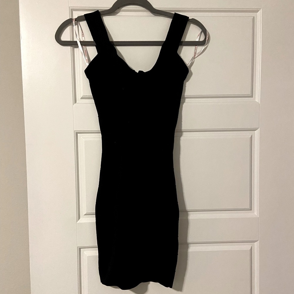 Black Guess dress